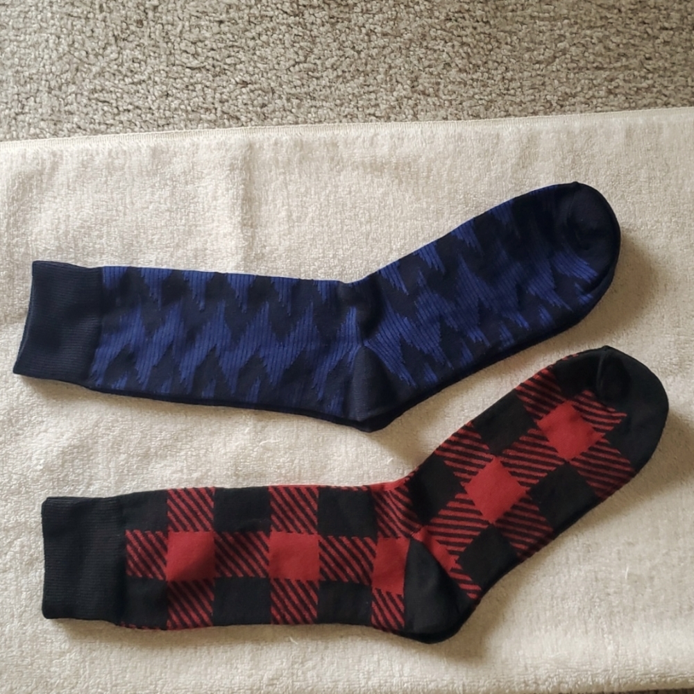 2 Pair Goodfollow Designer Socks